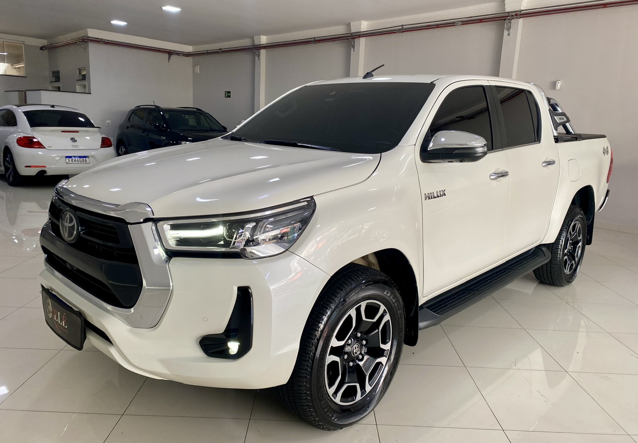 Toyota Hilux  2.8  Srx 4×4 Turbo Diesel CD