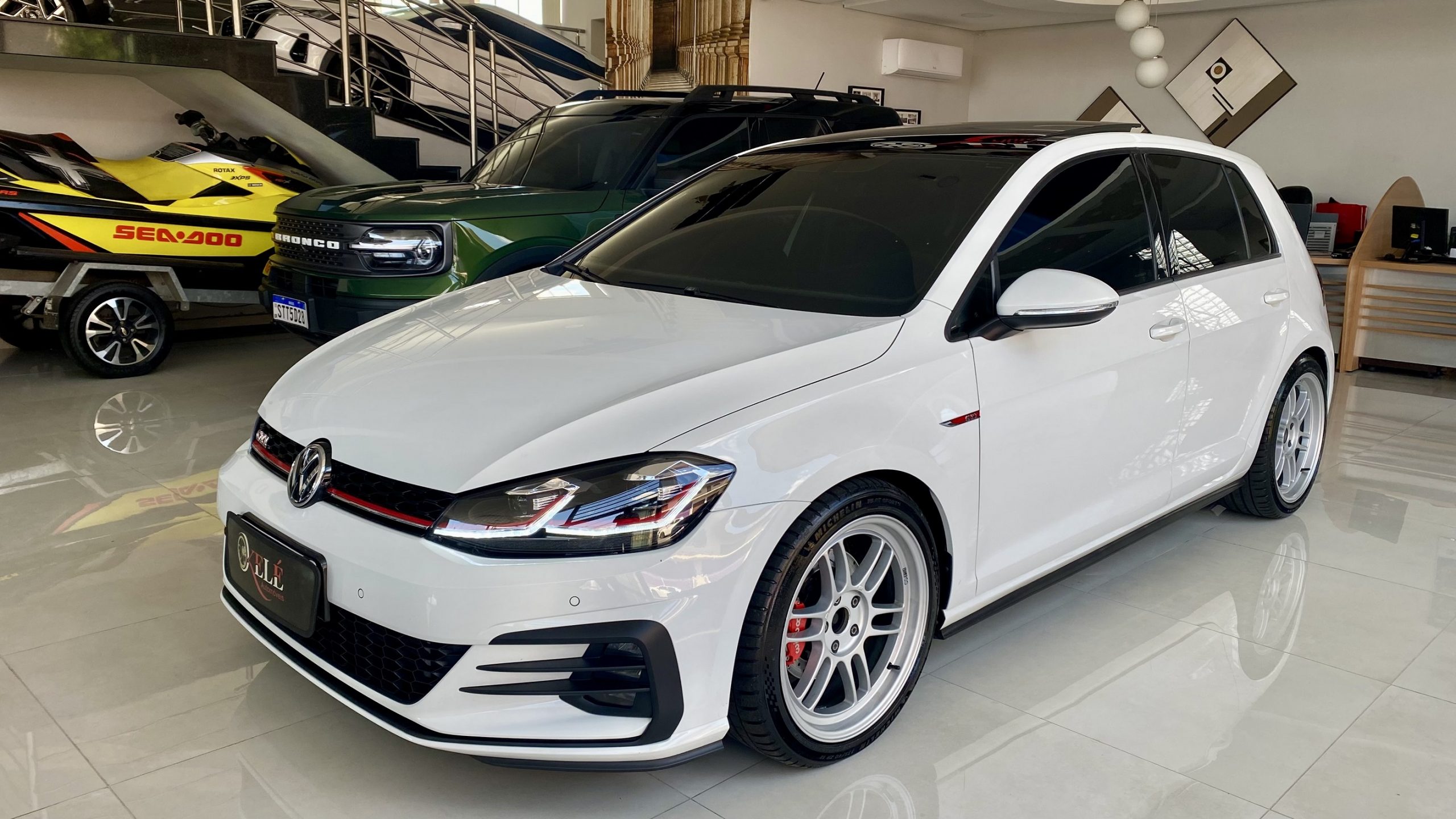 Volkswagen Golf 2.0 TSI GTI Turbo